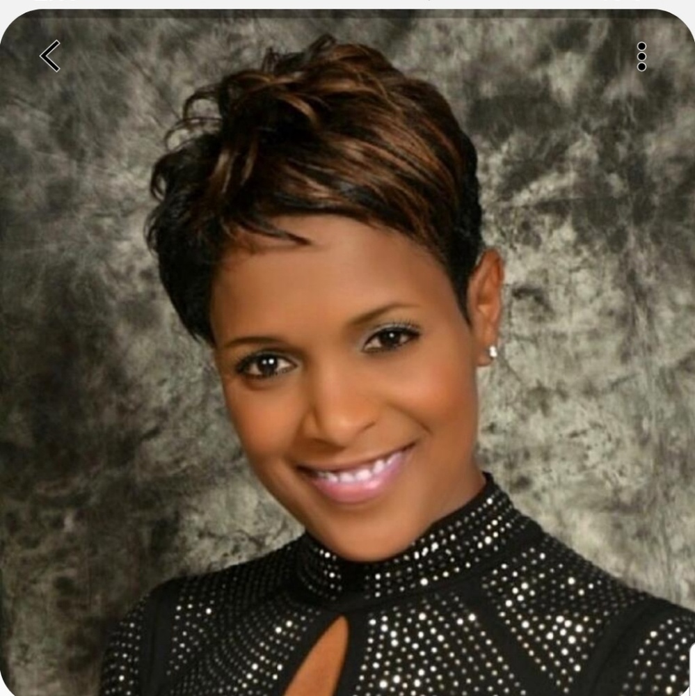 Meet your Posher, Caroline